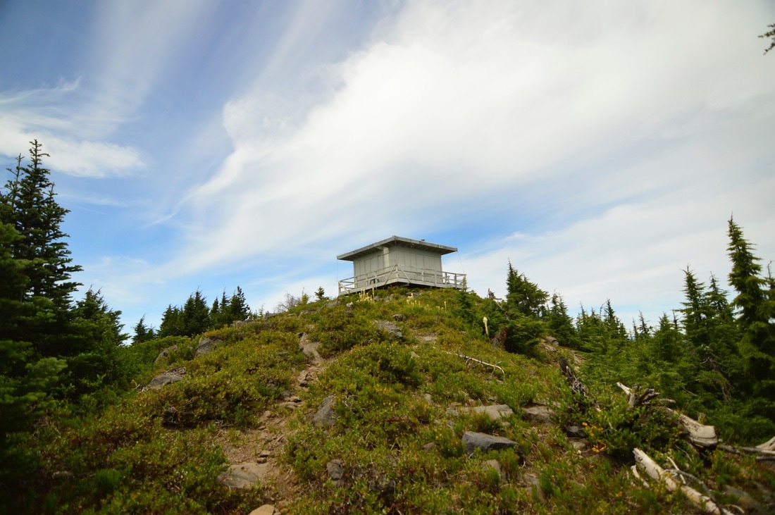 Waldo Mountain lookout hut