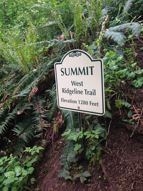 Summit West Ridgeline trail sign