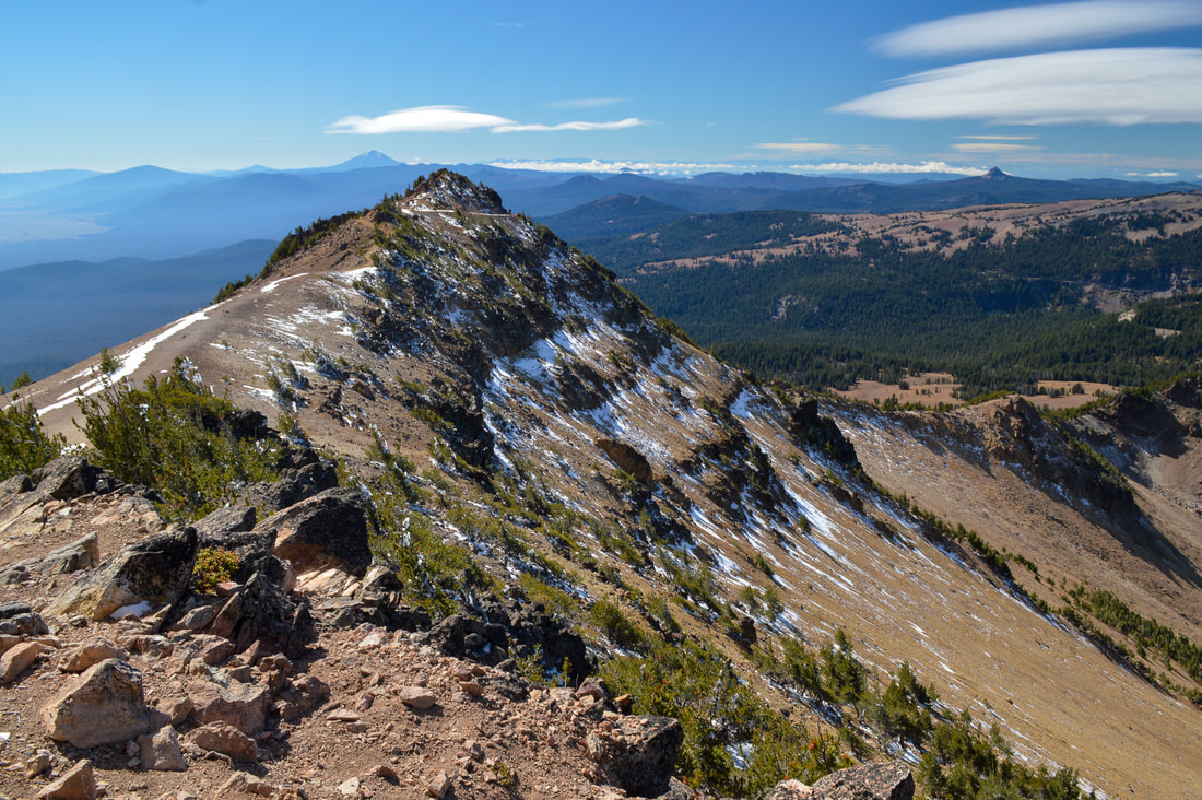 Mount Scott hike top Oregon summer hikes