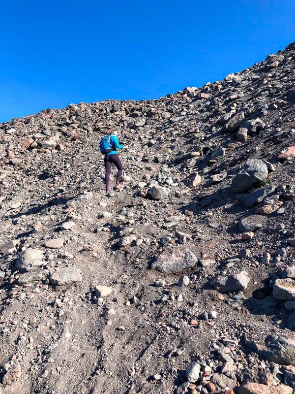Last push to the rim, South Sister climber trail