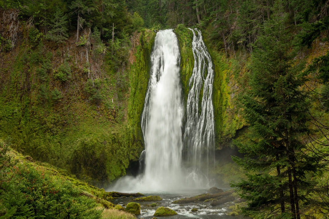 Lemolo Falls best waterfall hike in Oregon