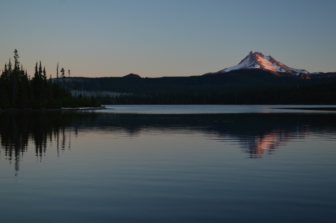 Olallie Lake Mt. Jefferson sunset Pacific Crest Trail Oregon