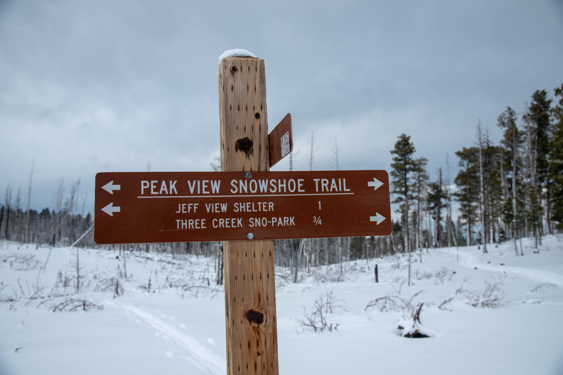 Peak view trail sign Three Creek Sno Park