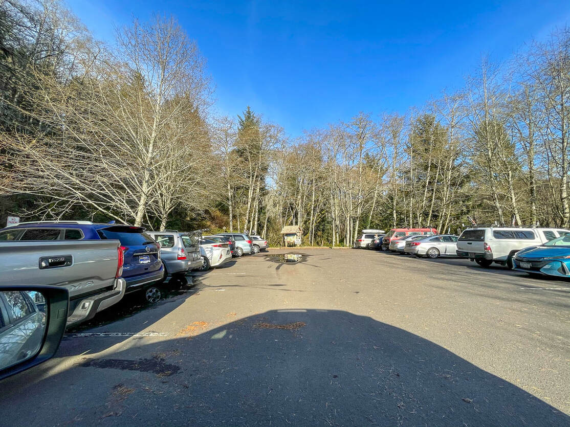 Cascade Head trailhead parking