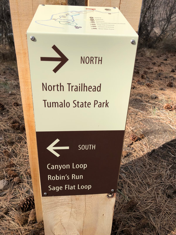 Trail sign to Tumalo State Park
