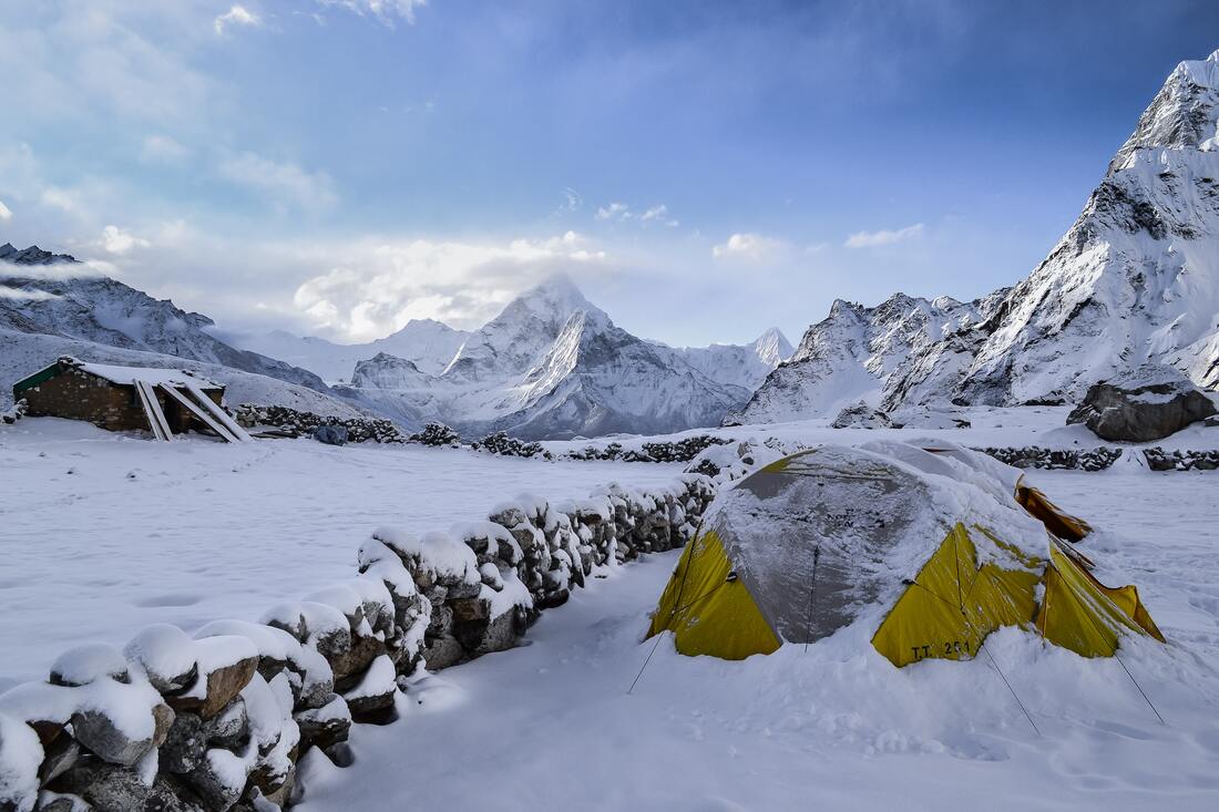 wolfgang-lutz-mountaineering-tent